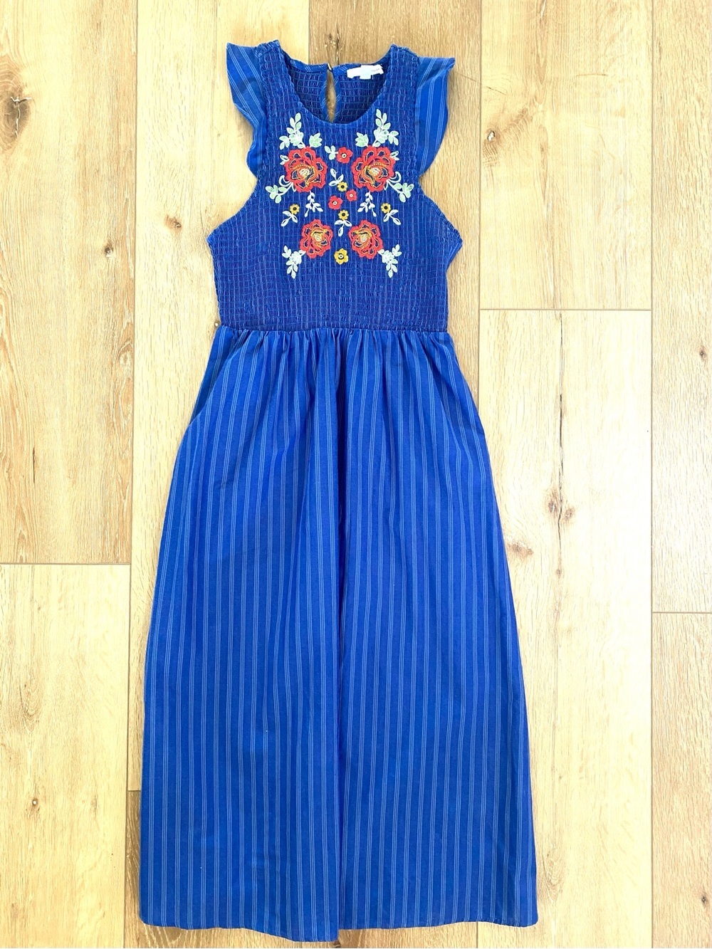 Coco + Jaimeson Dress Women’s M Blue Embroidered Smock Midi Cottagecore July 4th
